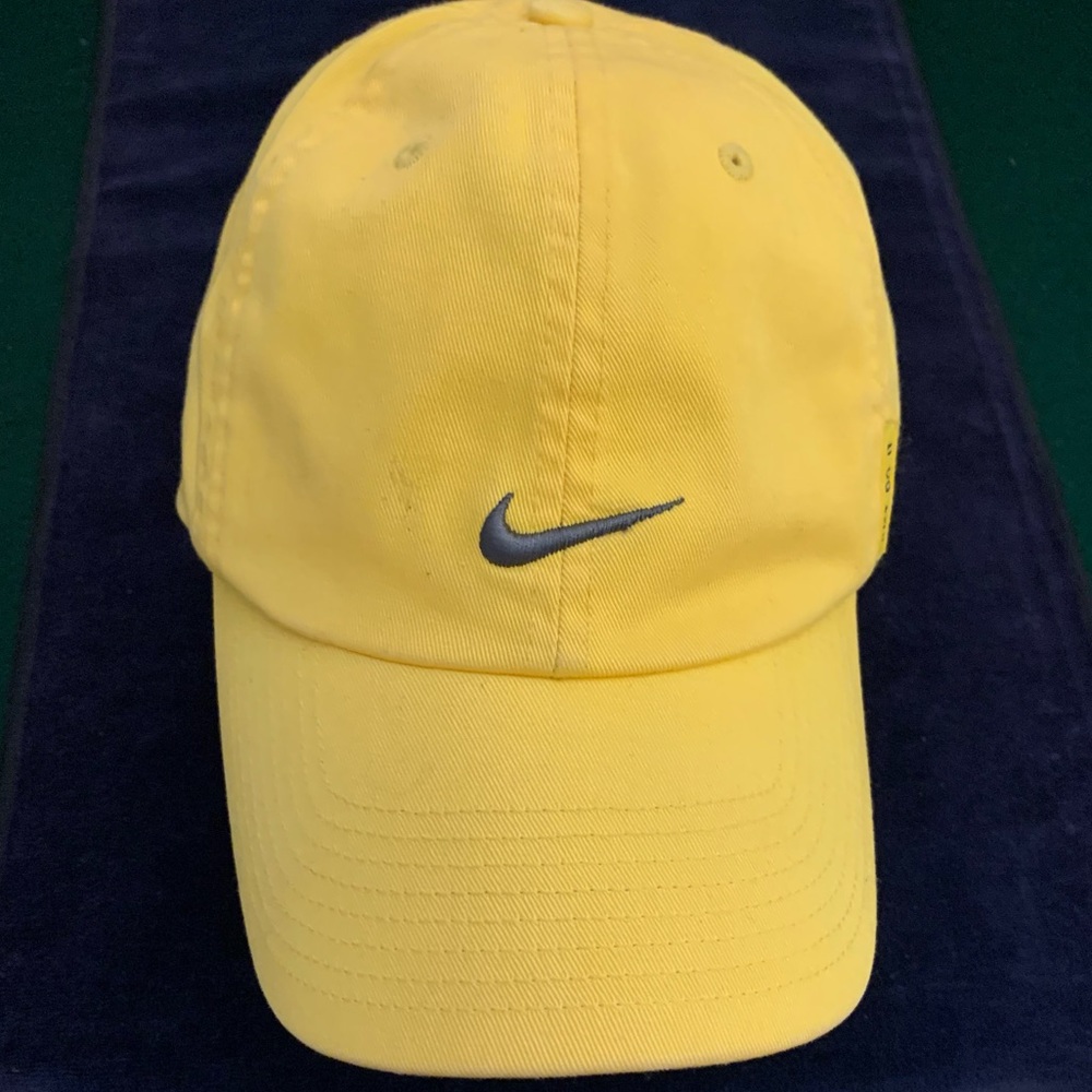 NIKE Yellow Cotton Hat